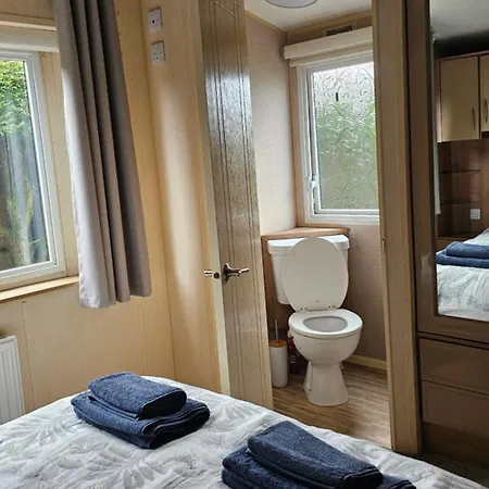 مكان تخييم The District Caravan Lamplugh